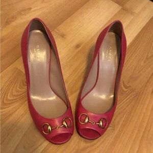 Gucci Women's Pink Peep-Toe Heels
